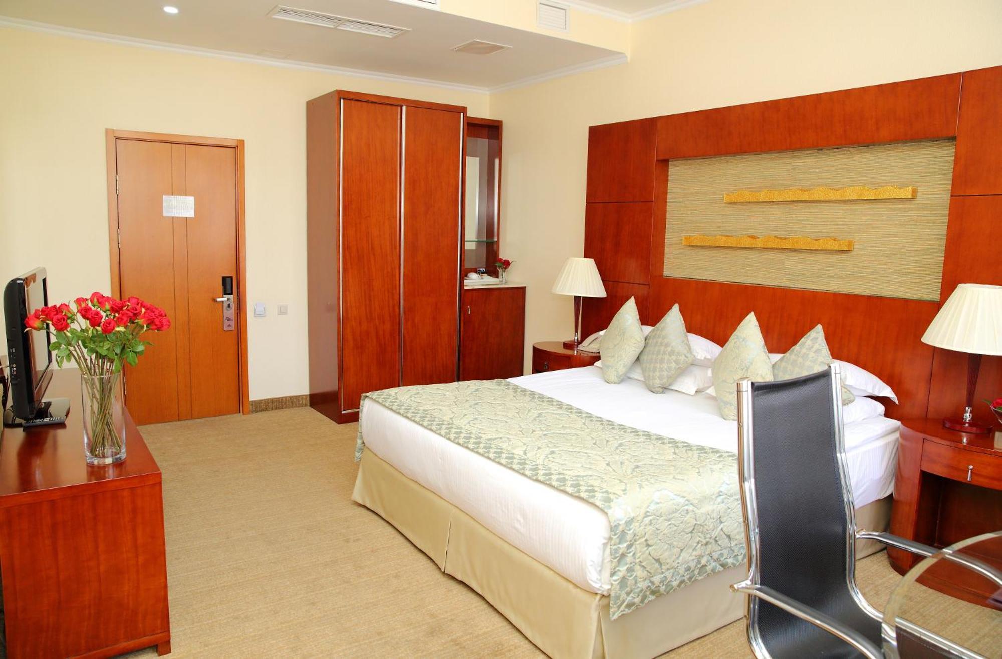 Park Hotel Bişkek Oda fotoğraf
