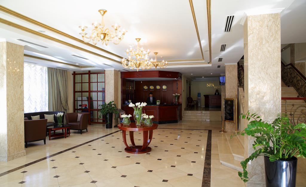 Park Hotel Bişkek Dış mekan fotoğraf