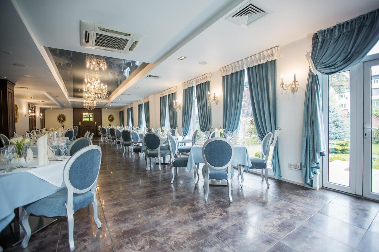 Park Hotel Bişkek Dış mekan fotoğraf