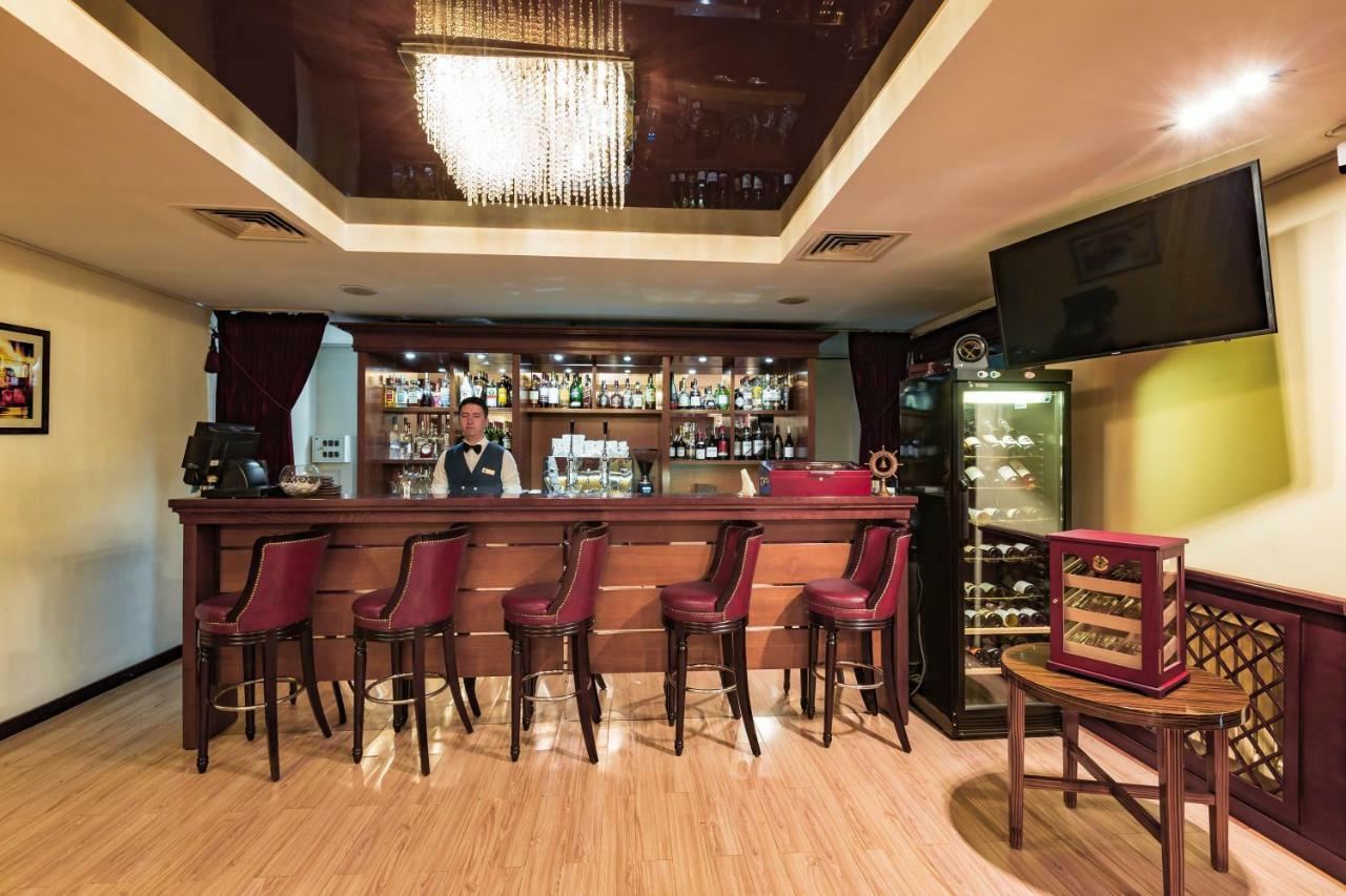 Park Hotel Bişkek Dış mekan fotoğraf